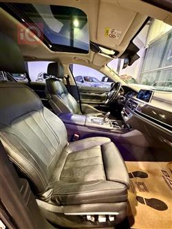 بي ام دبليو الفئة 7